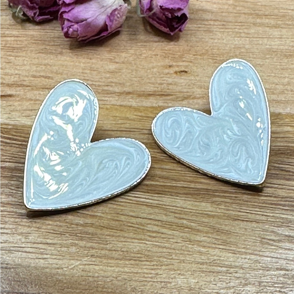 Heart enamel earrings (NEW)